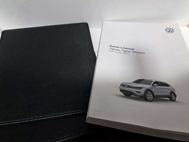 VOLKSWAGEN TIGUAN OWNERS MANUAL - PRINTED 2021