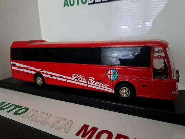 IVECO DOMINO ALFA ROMEO BUS 100 YEAR ANIVERSARY