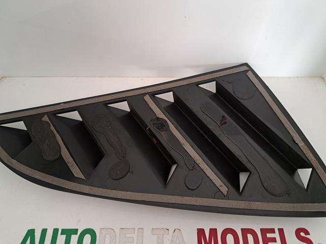 VOLKSWAGEN POLO REAR QUARTER VENT LOUVRE