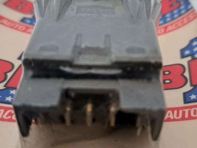 UNIVERSAL SWITCHES