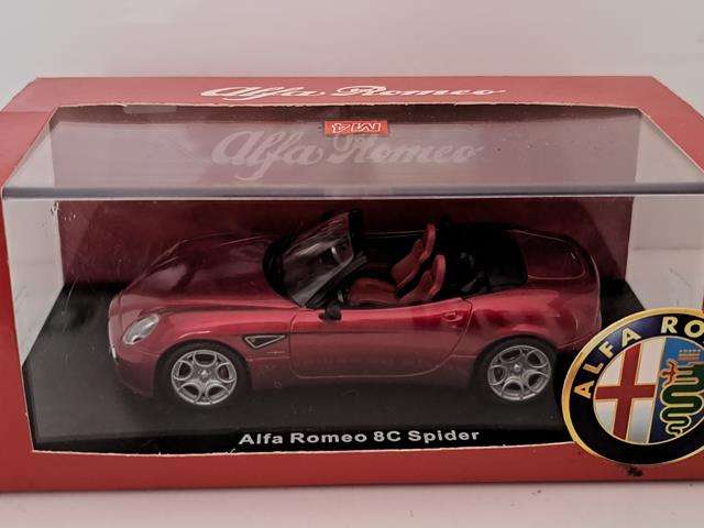 ALFA ROMEO 8C SPIDER