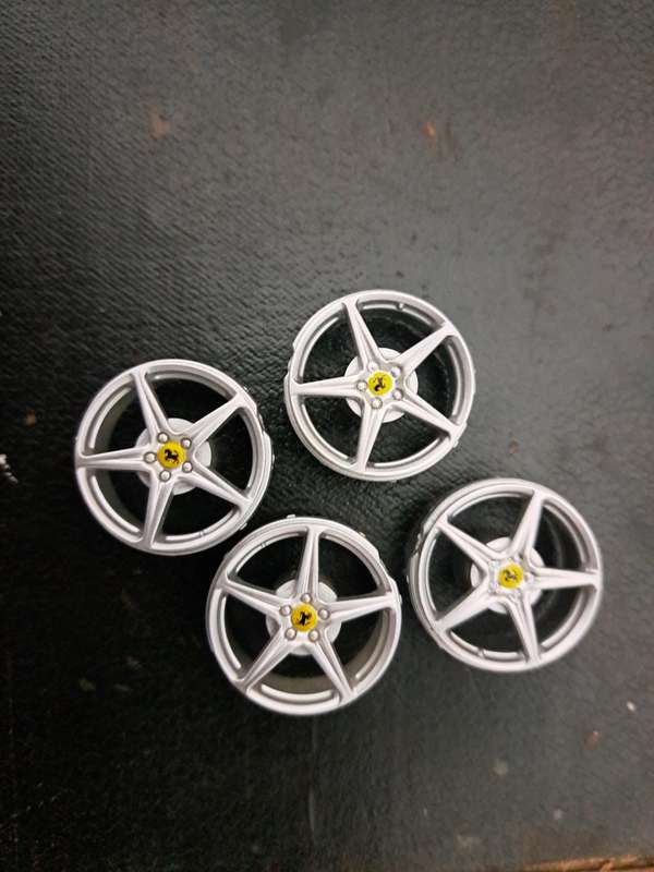 1:24 FERRARI RIMS