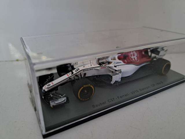SAUBER C37 ALFA ROMEO/ FERRARI 2018 BAHRAIN NO9