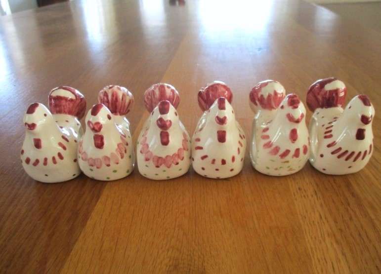 All the chickens/hens in a row - six cute hand painted ceramic serviette rings - cute ornaments too!