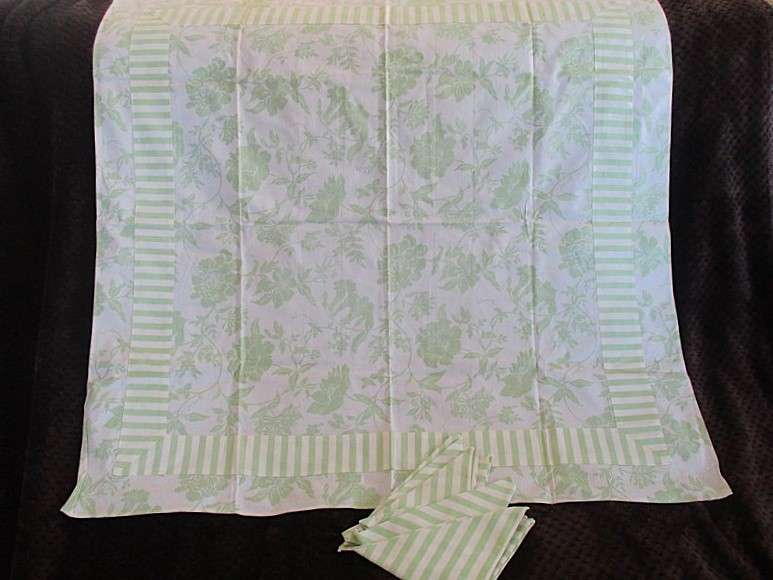 A Spring breakfast/tea/lunch in the garden?  Beautiful fresh, crisp tablecloth with four serviettes