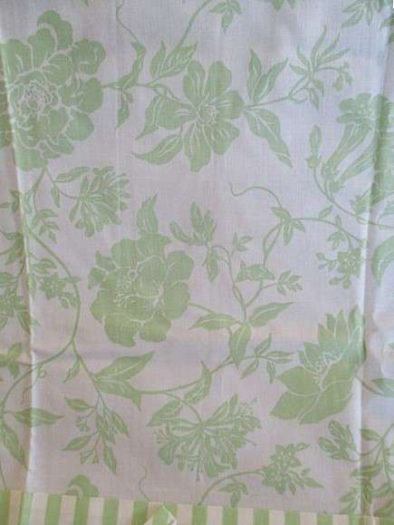A Spring breakfast/tea/lunch in the garden?  Beautiful fresh, crisp tablecloth with four serviettes