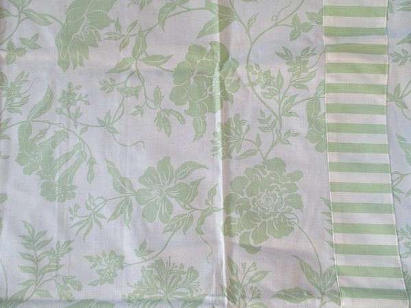 A Spring breakfast/tea/lunch in the garden?  Beautiful fresh, crisp tablecloth with four serviettes