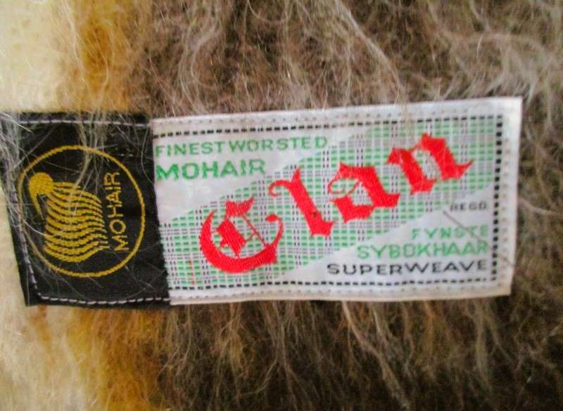 Stunning Clan finest worsted mohair super weave throw in excellent condition