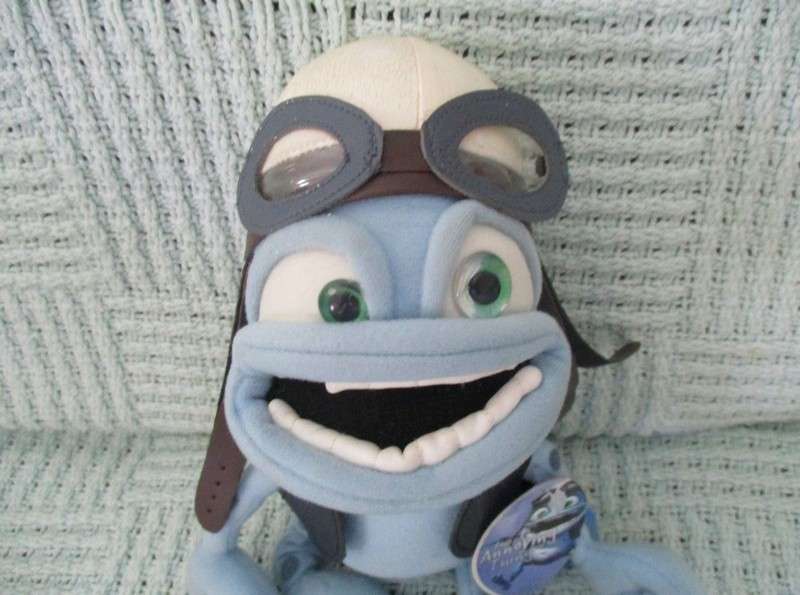 Crazy Frog - The Annoying Thing - remember him?