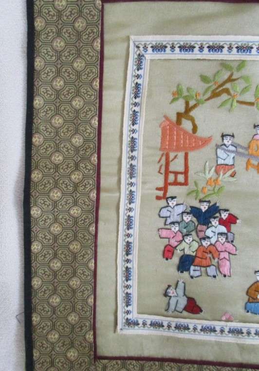 Vintage/antique Chinese silk embroidered panel wall hanging