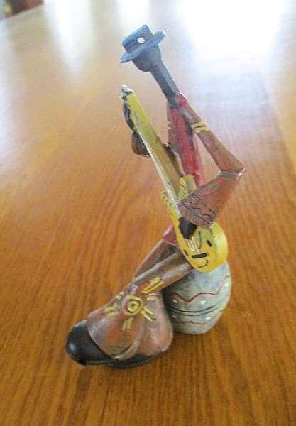 Cool vintage Blues Band art figurines