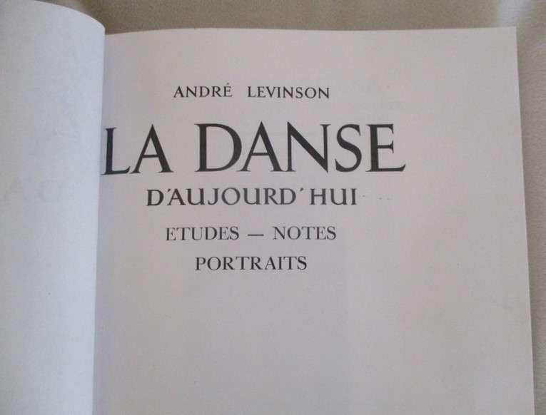 Beautiful French book in Box file - La Danse D'aujourd'Hui by Andre Levinson