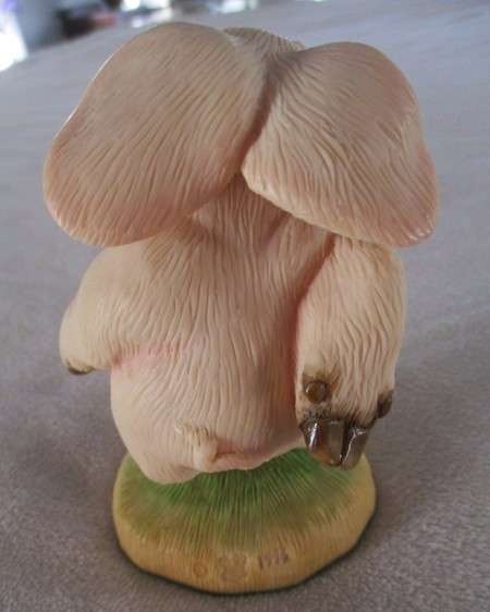 Highly collectable - handcrafted by the renowned David Corbridge - "Piggin' Pain" - vintage 1996