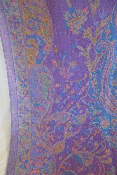Beautiful reversable Pashmina/Throw with lovely hues of lavender, pink and blue