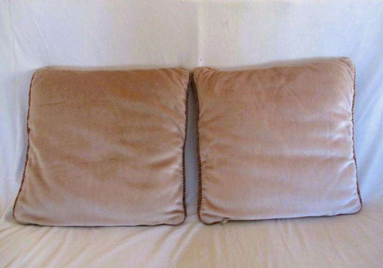 Two beautiful woven Indian cushions with elephant design - great condition
