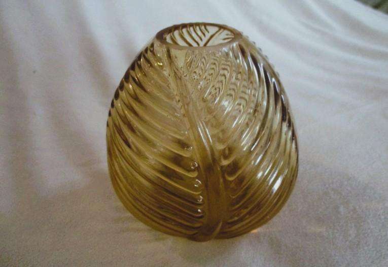 Vintage amber moulded glass vase with cabbage leaf pattern