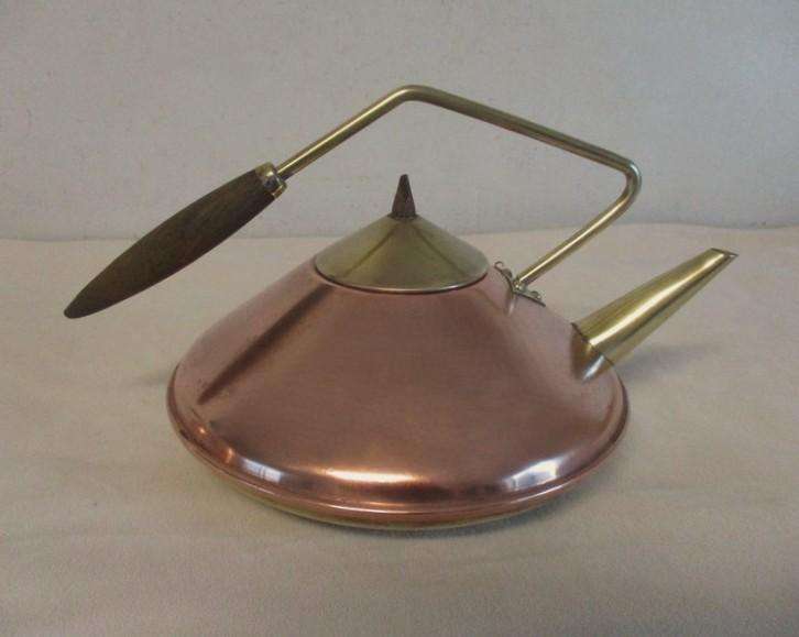 Art deco style copper & brass kettles to use & display - three different shapes & sizes by Talisman