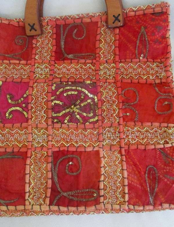Stunning hand embroidered bag from Thailand in wonderful condition