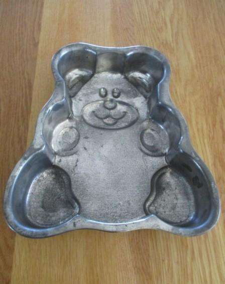 Great for kiddies parties - vintage clown and teddy bear jelly moulds