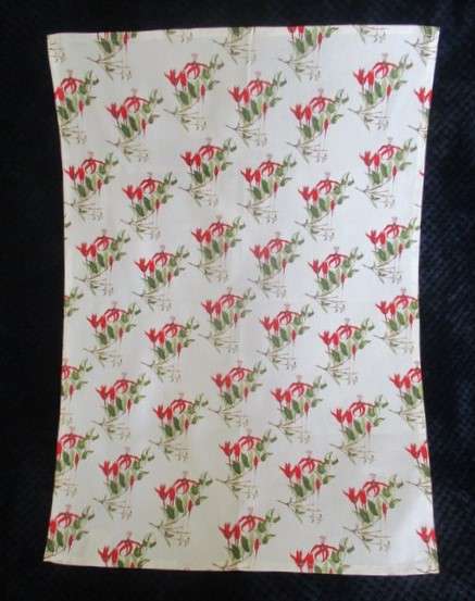 A quality Roy Kirkham, Staffordshire, England cloth with fuchsia design