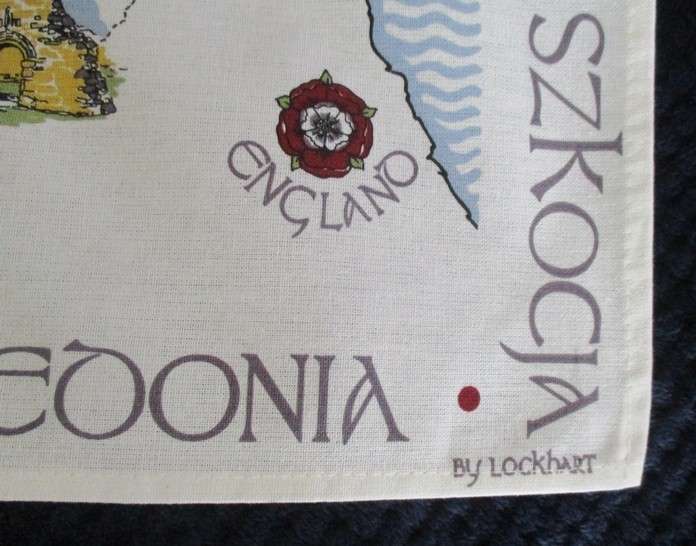 7. - Large Scottish pictorial cloth - Scotland's historical sites