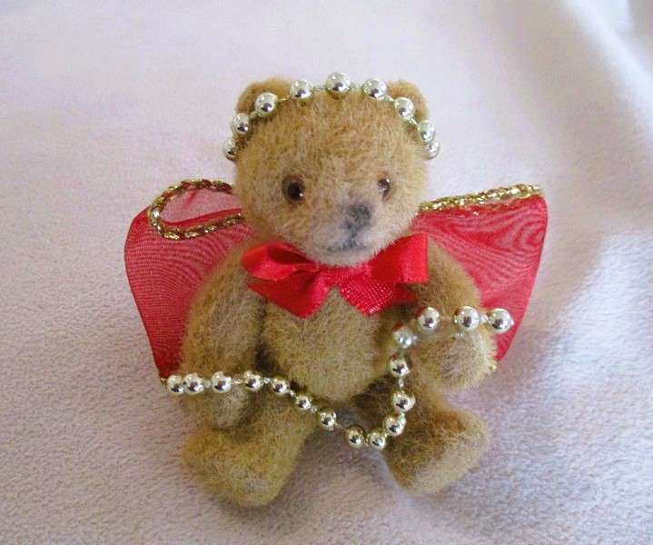 A batch of nine vintage Christmas ornaments for one price