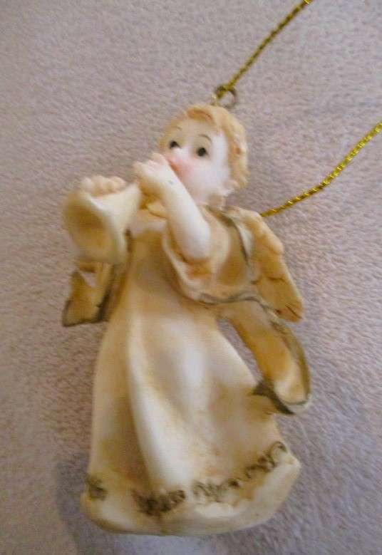 A batch of nine vintage Christmas ornaments for one price