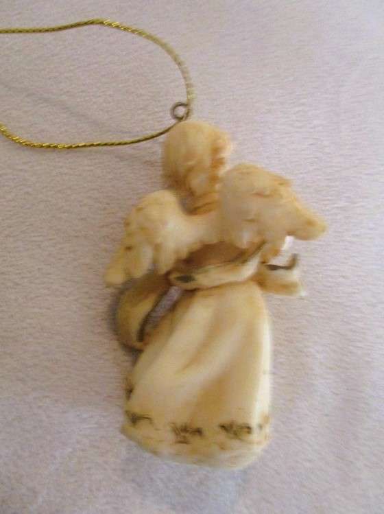 A batch of nine vintage Christmas ornaments for one price