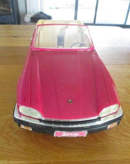 Enormous (63cm long) vintage 1991 Mattel, Italy Barbie car to display your Barbie dolls (car only)