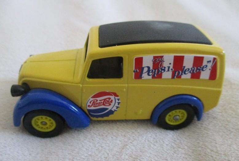1. - Batch of eight very collectable Pepsi diecasts on card made in England by Lledo