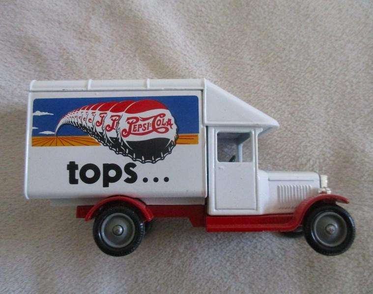 1. - Batch of eight very collectable Pepsi diecasts on card made in England by Lledo