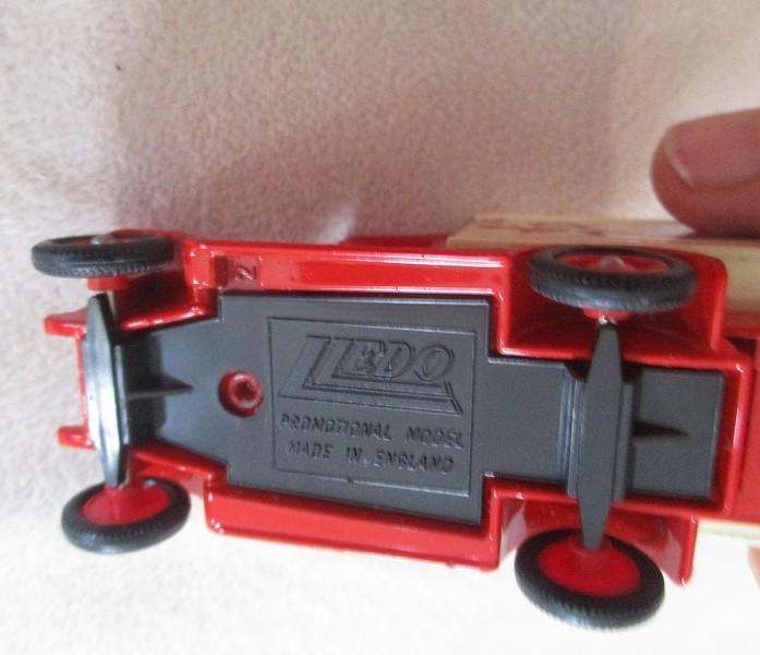 2. - Batch of four rather rare and very collectable Pepsi die cast vehicles