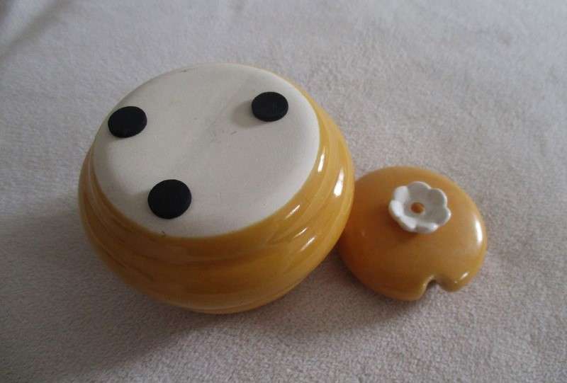 A cute little honey pot for tea
