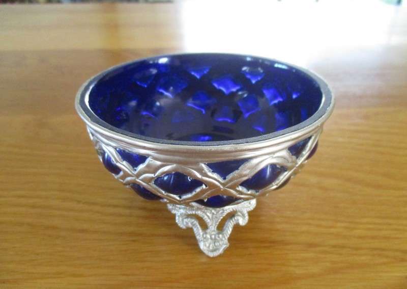 Lovely vintage Indian silver metal footed candy dish with blue glass inner