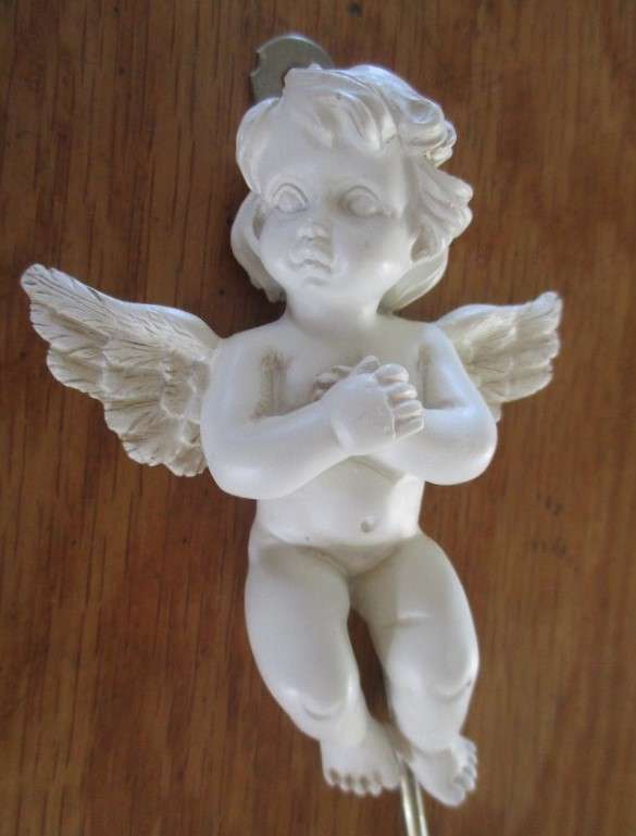 Two cute Cherub clothes hooks