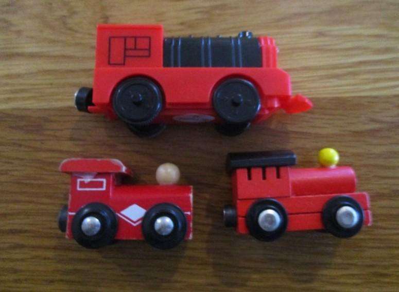 Awesome very large vintage wooden train set - 106 pieces with three different locomotives