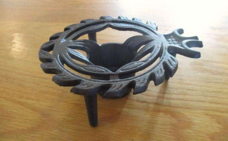 Vintage/antique cast iron trivet/pot holder cum warmer - made in Japan