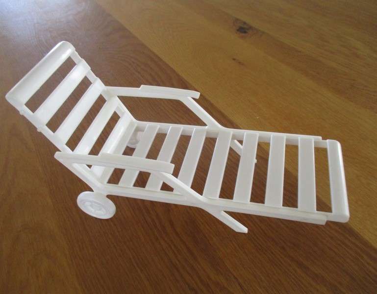 Six piece outdoor furniture set to display your Barbie, Sindy or Steffi Love dolls