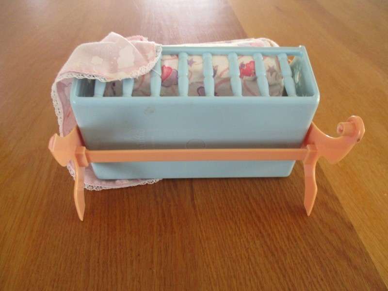 Cute Simba rocking cradle and bath unit for Kelly/Shelly/Chelsea/Evi Love dolls