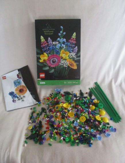 Lego Botanical Collection - Wildflower Bouquet - in box