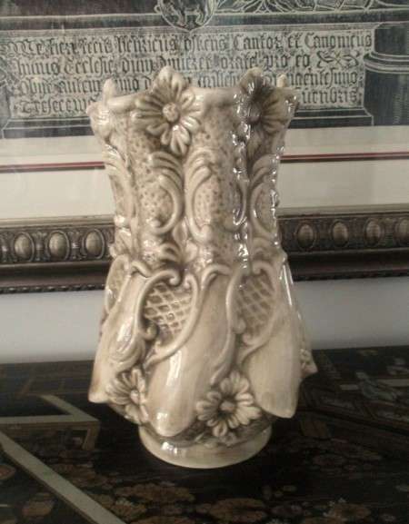 Stunning very large vintage Capodimonte vase