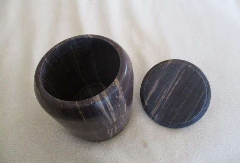 Lidded jar carved from stone