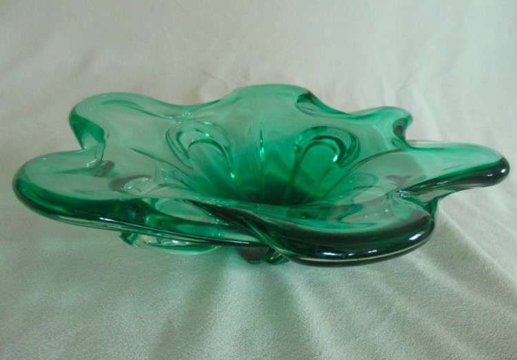 Stunning large Murano Art Glass bowl in perfect condition