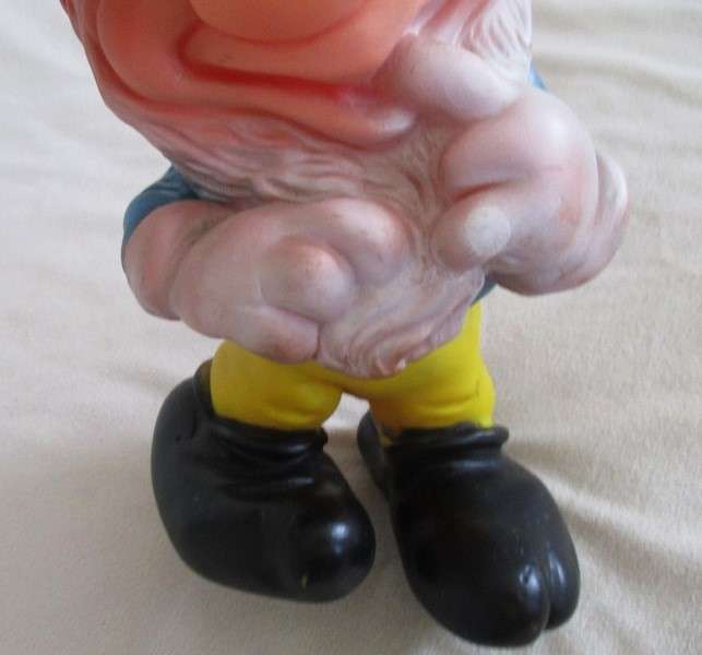 Ultra rare!!  Large vintage 1960's Walt Disney Productions, Italy dwarf, Bashful