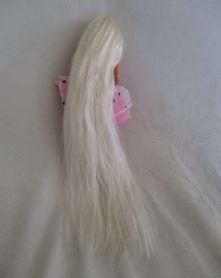 Vintage  Mattel  Barbie doll with the longest hair ever with original ring and earrings - knees bend