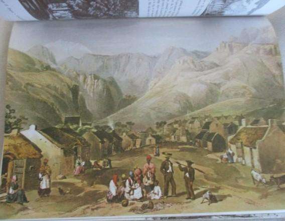 Die Historiese Monumente van Suid Afrika deur J.J. Oberholster - groot hardeband met stofomslag