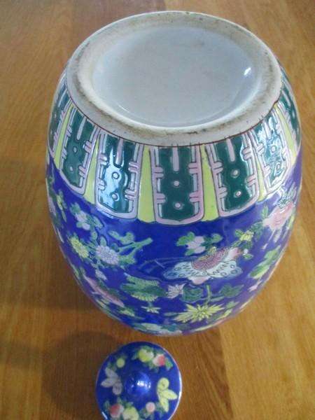 Huge, heavy Chinese Famille Verte jar with stunning butterfly and floral design - great condition