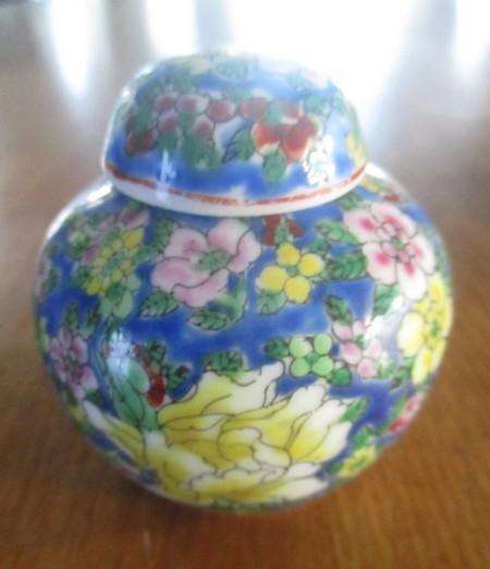 Two small exquisite vintage Chinese Famille Verte lidded ginger jars