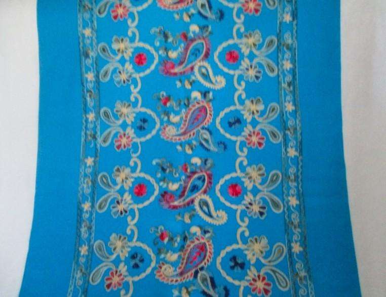 A special Cashmere shawl/throw - 100% Wool - beautifully embroidered and in "as new" condition