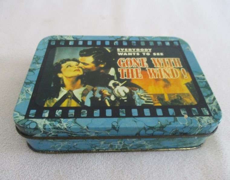 A pack of very old "Gone with the Wind" playing cards in tin - interesting find!